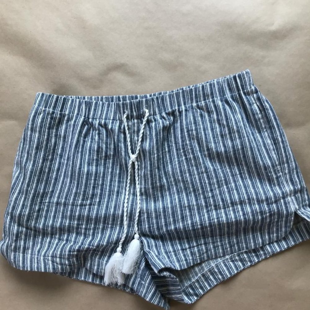 Navy & cream stripe shorts w/tassel ties
